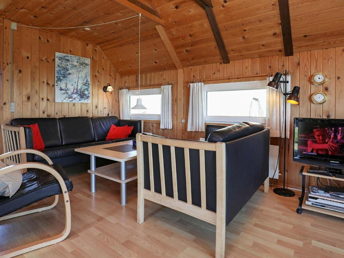6 Person Holiday Home In Хвиде-Санде Экстерьер фото